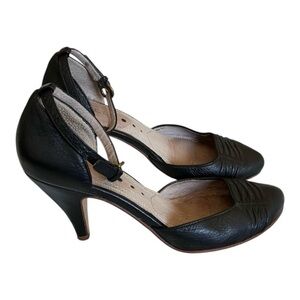 Biviel Black Genuine Leather 3“ Heel Almond Toe Slingback Pump 7.5